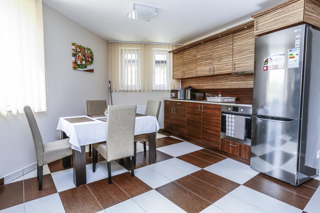 Granatalma Vendeghaz Hotel Fehérvárcsurgó Exterior foto
