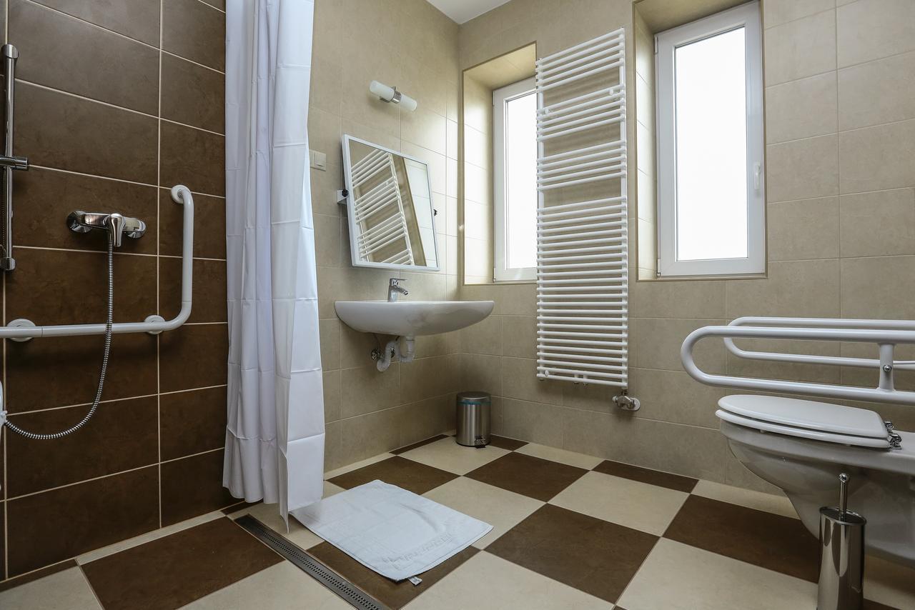 Granatalma Vendeghaz Hotel Fehérvárcsurgó Exterior foto